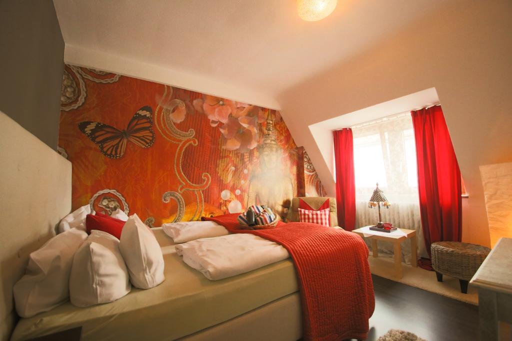 Hotel Barbarossa Garni Wurtzbourg Extérieur photo